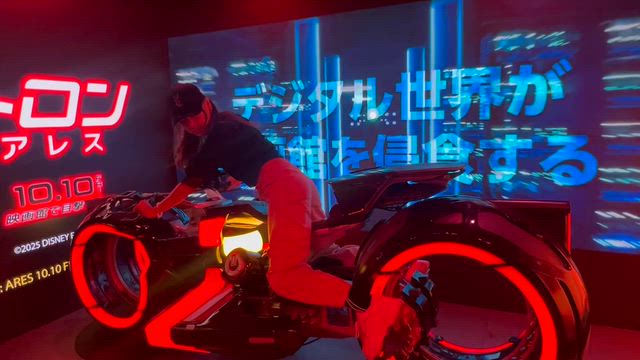 トロンの等身大バイク♡の記事動画