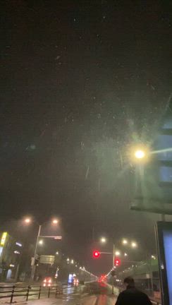 ヘアカラーとネイルの同時進行♪の記事動画