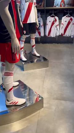 夜中２３時にキンテーロからの連絡の記事動画