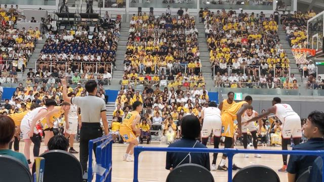 香川ファイブアローズ vs 渡邊雄太選手(香川出身)率いる千葉ジェッツ＠あなぶきアリーナ香川の記事動画