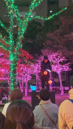 天神のクリスマス　イルミネーションの記事動画