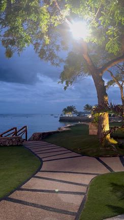 2025夏休み☆セブ留学and家族旅行☆ディナー＆夜の外出は気を付けて…の記事動画