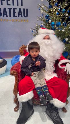 親子おソロい耳まで暖かい帽子探しの記事動画