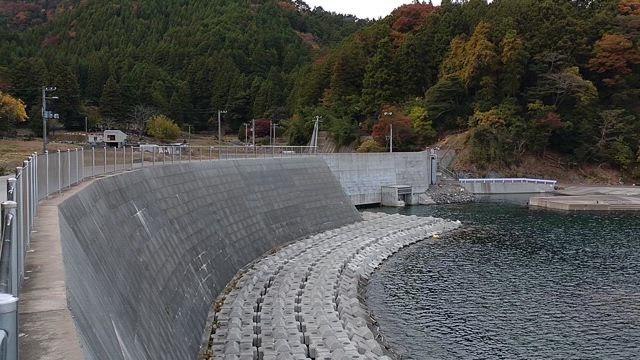 プレゼン＆見積＆経理（汗）の記事動画