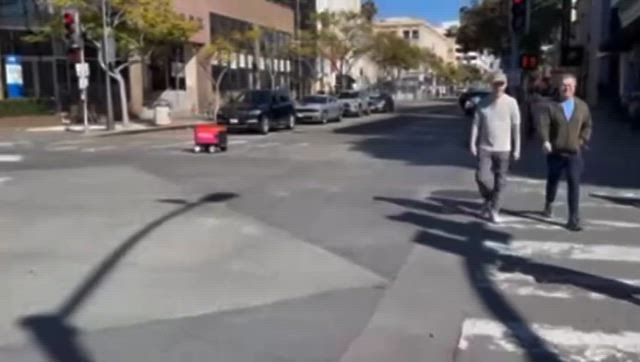 万博より未来を体感したLAの記事動画