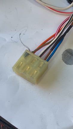 FさんZ1100GP配線加工！の記事動画