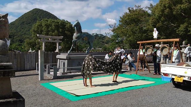 山崎八幡神社秋季例大祭本祭の記事動画