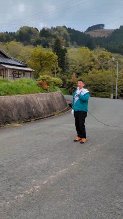 モ〜やめての記事動画