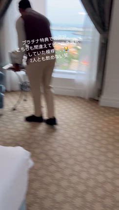 ドバイ到着ーー\( ˆoˆ )/の記事動画