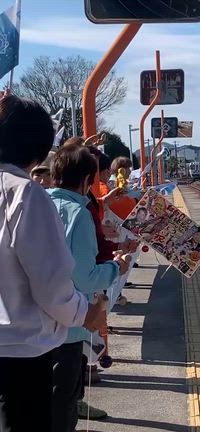 今年最終〜観光列車お手振り隊の記事動画