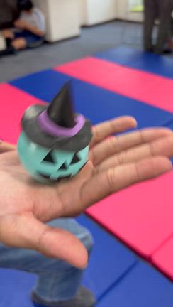 動く！可愛い！ハロウィン工作【ウィズ・ユー溝の口plus】 就労準備型放課後等デイサービスの記事動画