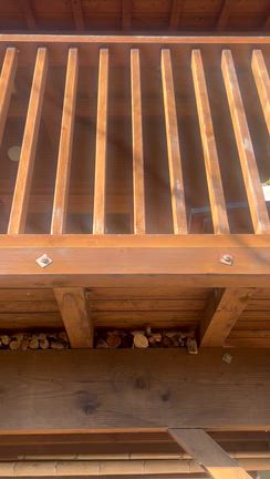 お正月飾りと刺繍のお洋服の記事動画