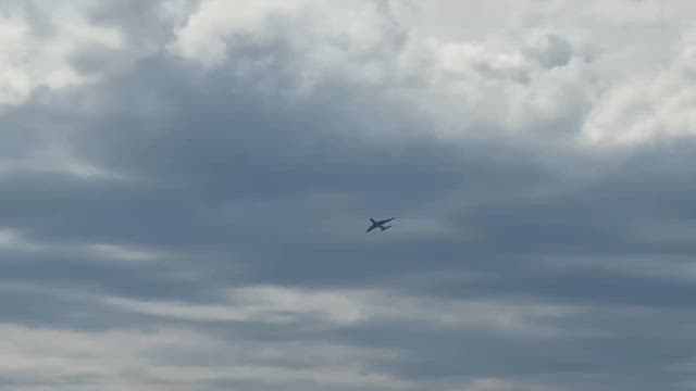 空を見上げるとの記事動画