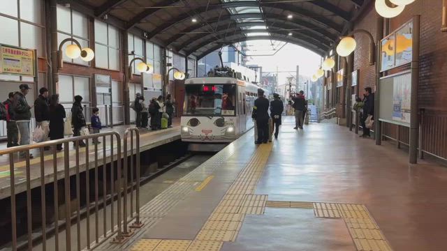 三茶でサンタパレード！の記事動画