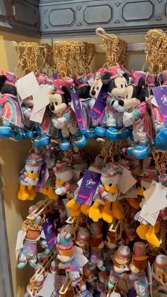 【HKDL2025.10②】香港ディズニーランドのグッズをちょっとチェック！の記事動画