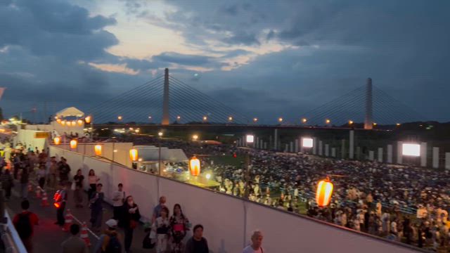 勝毎花火大会2025　当日の混雑状況〜帯広駅から会場まで徒歩で移動の記事動画