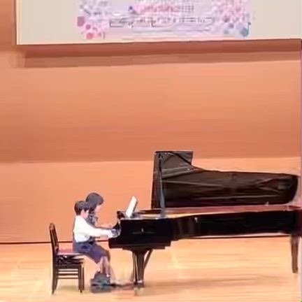 ピティナ・ピアノステップを終えて〜小2 R君の記事動画