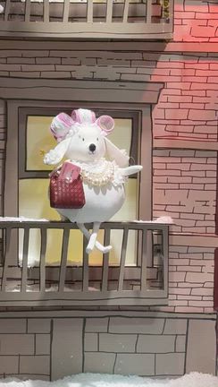 銀座のママ　パリでお買い物　新作テディコートサンド　マックスマーラの記事動画