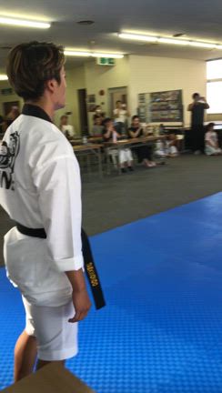 本日の神戸本部　テコンドークラスの記事動画