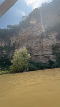 帰国日の前に観光への記事動画