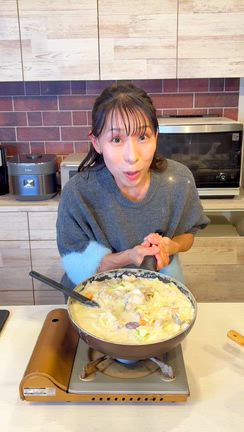 コストコのクラムチャウダーの味の鍋です！！の記事動画