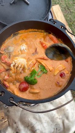 山々を見ながらキャンプの記事動画