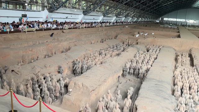西安おひとり様ツアー④(兵馬俑と始皇帝陵) | ルルルの日常