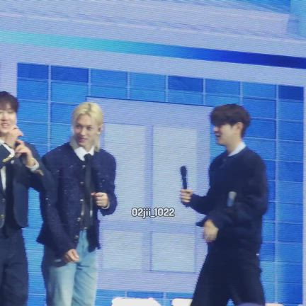 スキズ♡♡ペンミDAY2♡前半終了お疲れ様❤️の記事動画