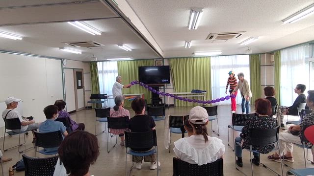 ナタリヤ小林さんのバルーンショー＃【続編】夜勤明けで２イベントに参加ミッションコンプリート‼️　の記事動画