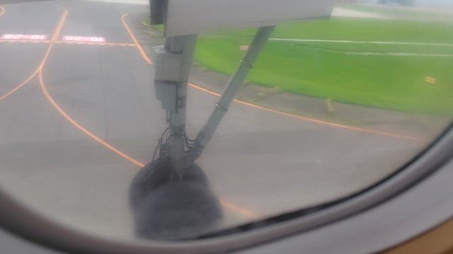 新潟に行ってきました２０２４　新潟空港の記事動画