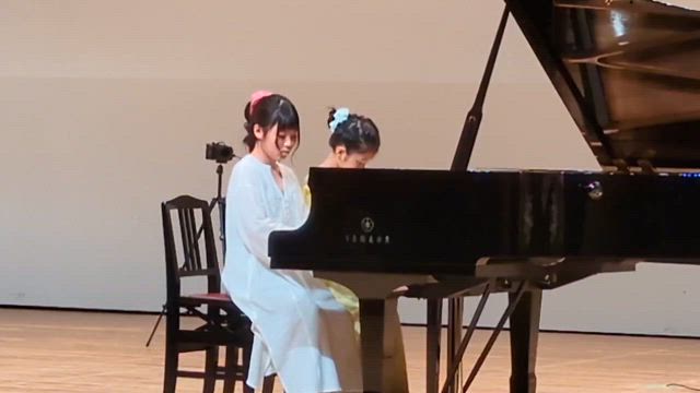 雲一つなく　夏の青空の記事動画