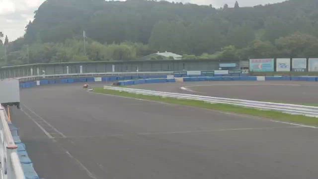 返り咲きの表彰パーティ (前編)の記事動画