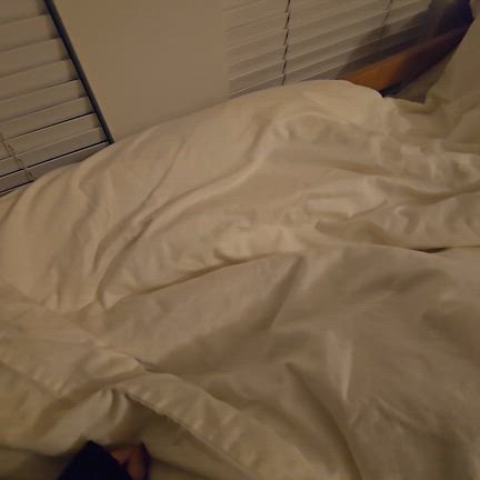 【え！？】目を疑った小さすぎる布団乾燥機がめちゃくちゃ役に立った件！の記事動画