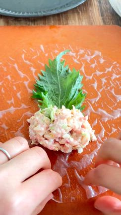 新食感！ヘルシーなのに大満足。美味しすぎたカリもち揚げ餃子の記事動画