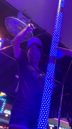 GO GOバーで踊っちゃった@プーケット　バングラ通りの記事動画