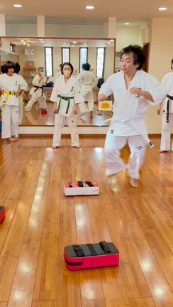 【日曜日・ちょっぴりクリスマス！】稲城矢野口道場の記事動画