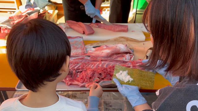 叶真が目を丸くした、東大道1丁目祭りの記事動画