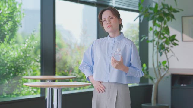 【お知らせ】小林製薬「イージーファイバー」CMの記事動画