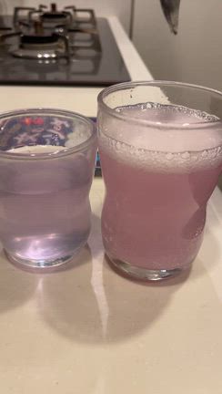 カルディのハロウィン商品で料理の科学実験の記事動画