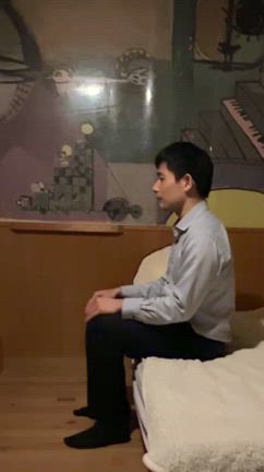 立ち上がる瞬間にギックリ腰！？　外反母趾にも関わるヤバい立ち上がり方の記事動画