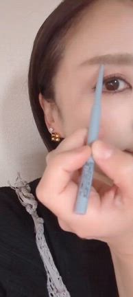 大人世代の悩みを解決するアイメイクポイント！目元の骨の出っ張りはメイクでカモフラージュの記事動画