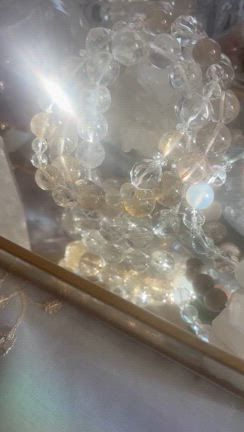 水晶の光の記事動画