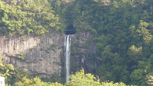 熊野那智大社・那智の滝の記事動画