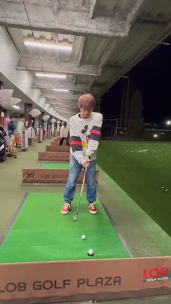 アイアンショットは、球を曲げる練習ですかな・・・笑の記事動画