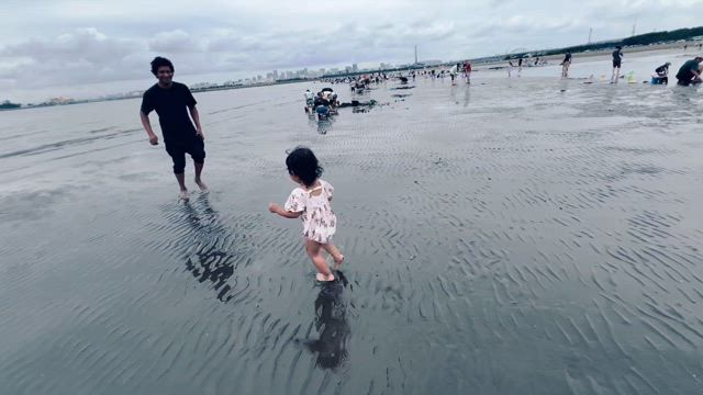 母を絶対に休ませない娘のパパ嫌期の記事動画