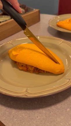 マキシマムこいたまごを使ったオムライスの記事動画