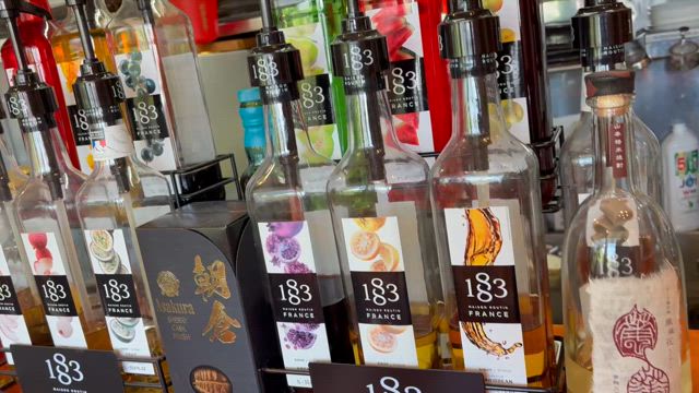 お盆期間グラスワインお得です〜♡の記事動画