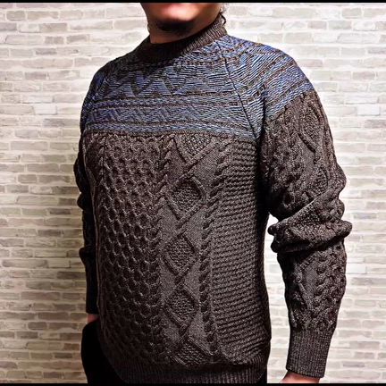 バフィーのクルーネックニットの記事動画