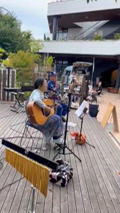 奥深大寺オクトーバービールフェス！『カントリー道路 東八』を初披露！の記事動画