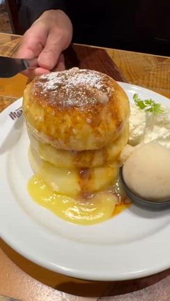 パンケーキ食べたい♪の記事動画